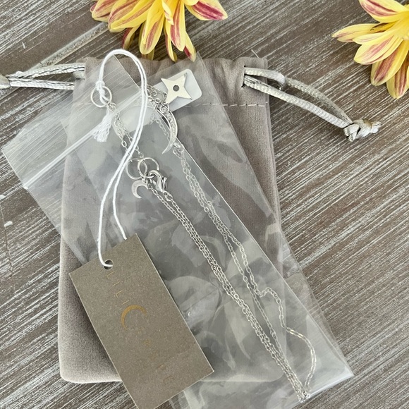 NEW Lili Claspe Rope the Moon Lariat Necklace Silver - Picture 7 of 9